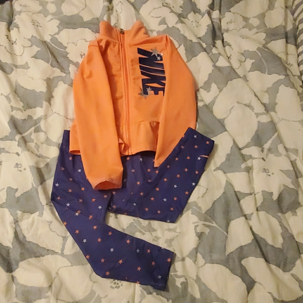 Nike outfit Girls